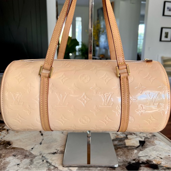 - Louis Vuitton Vernis Bedford Bag - Picture 7 of 15